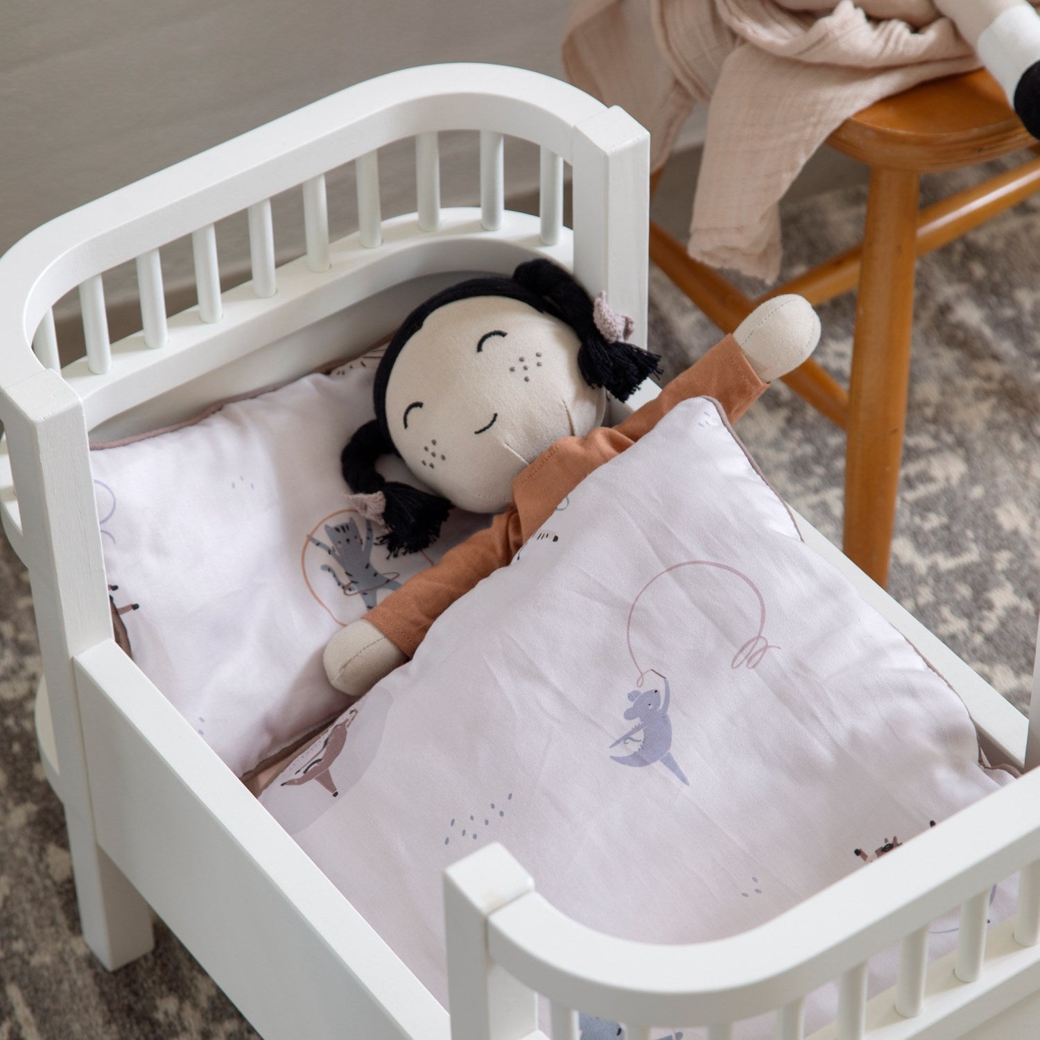 Sebra Classic White Doll's Bed w. Mattress 2