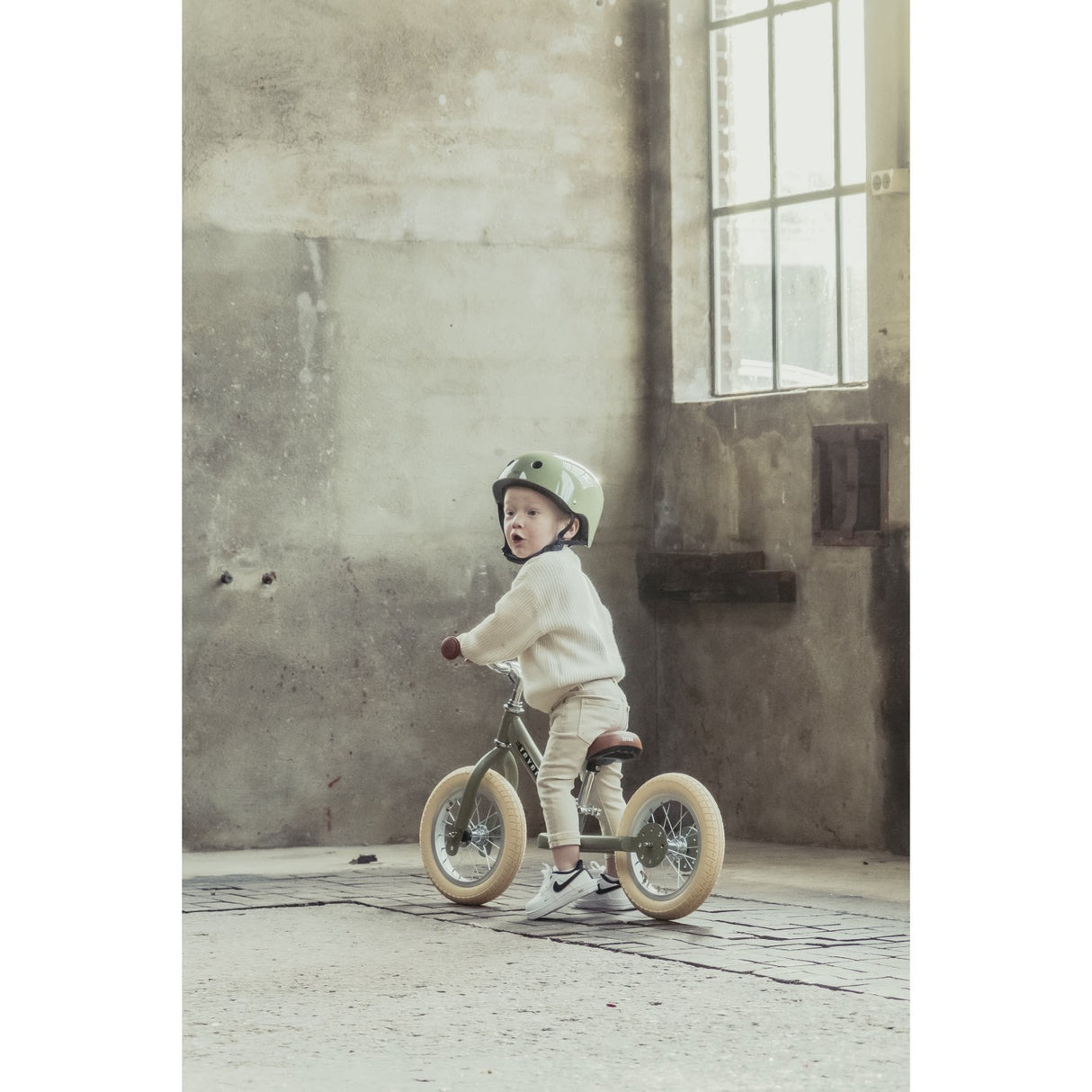 Trybike in steel, 2 wheels, Vintage Green