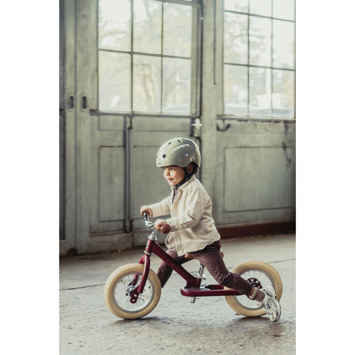 Trybike in steel, 2 wheels, Vintage Red