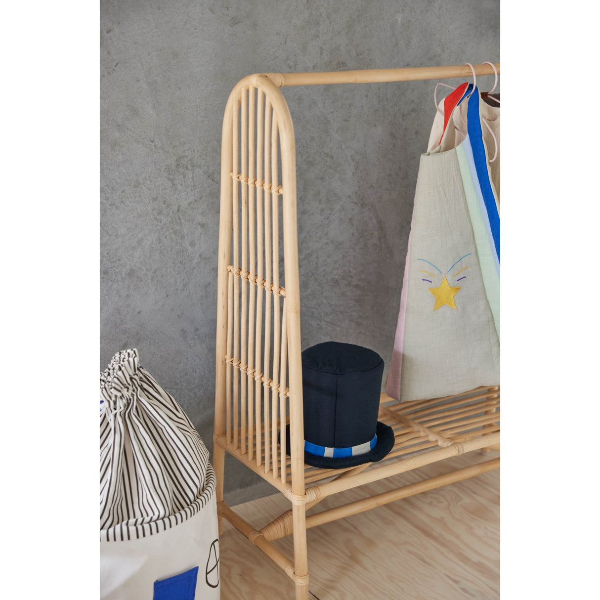 OYOY Nature Nana Mini Clothes Rack