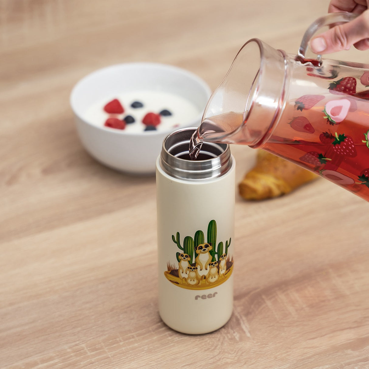REER Drinking bottle with straw - Creme