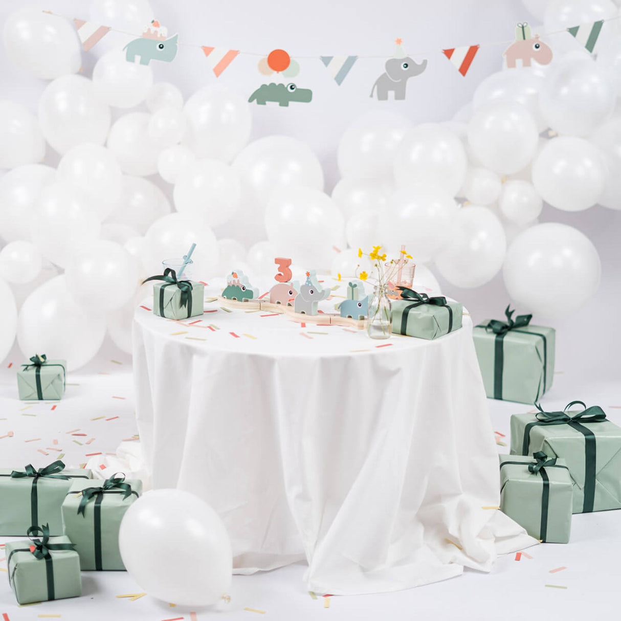 DonebyDeer Colour Mix Garland Celebration