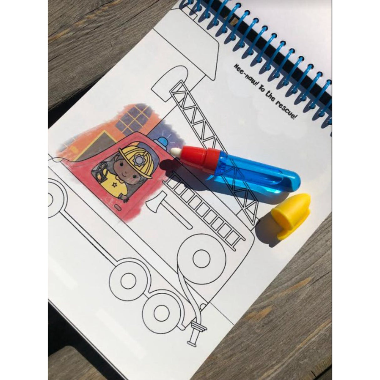 Forlaget Bolden Magic Coloring Book: Køretøjer