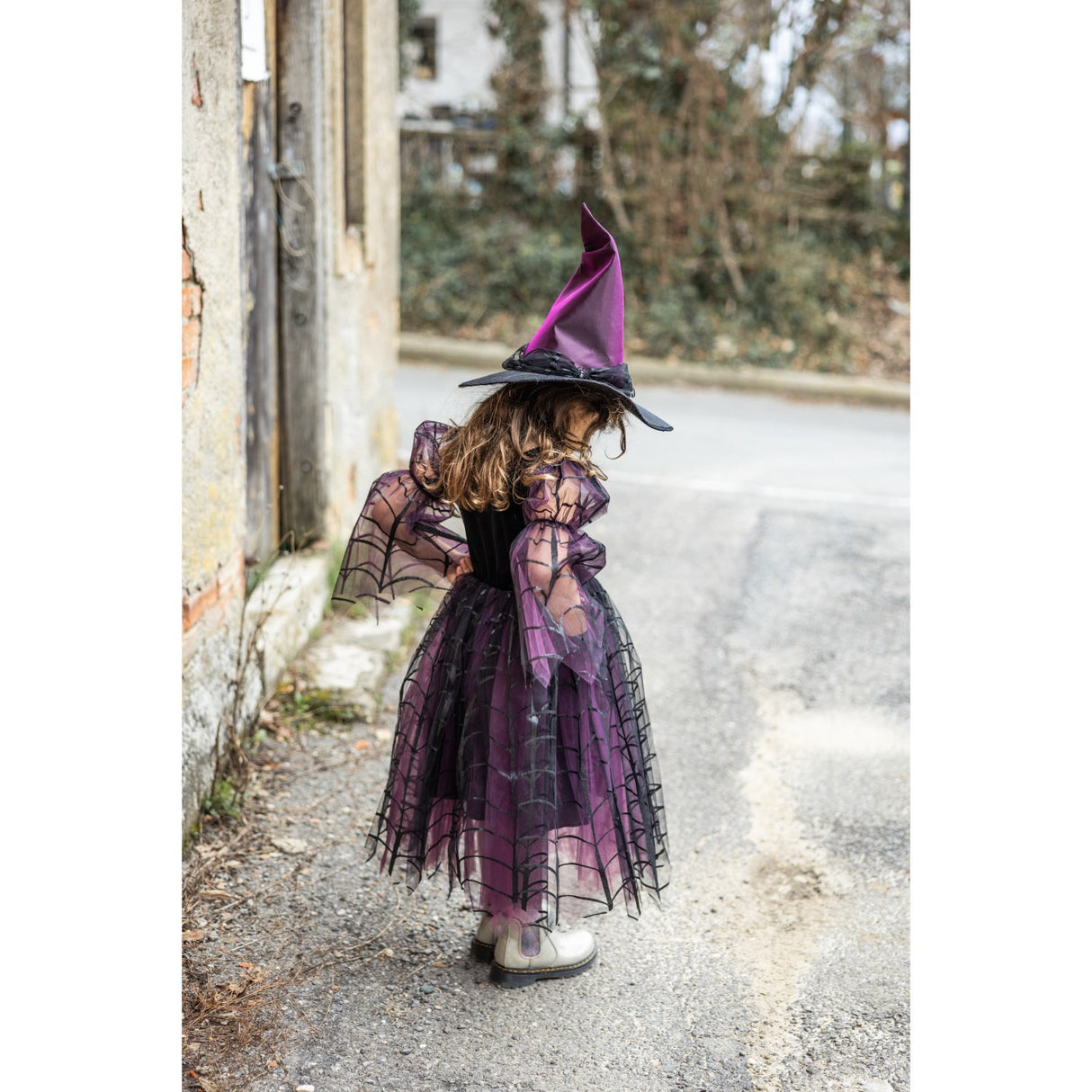 Great Pretenders Amethyst the Spider Witch w/Hat