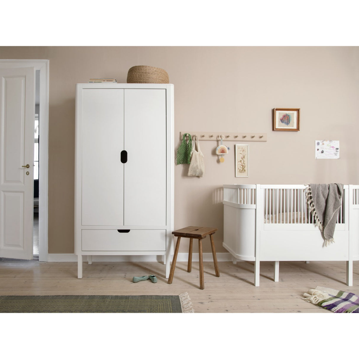 Sebra White Bed Baby & Junior