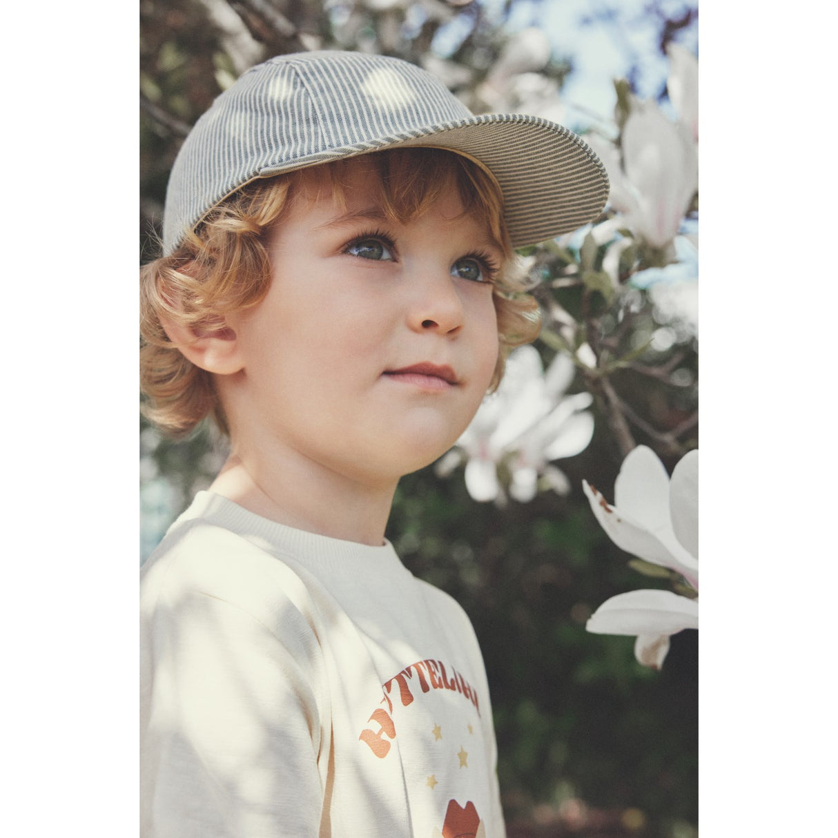 Huttelihut Antique White T-Shirt