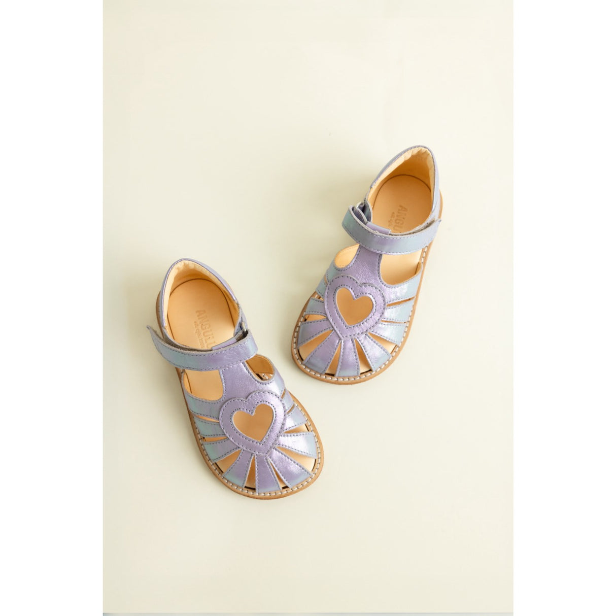 Angulus Iridescent Lilac Shine Hjertesandal Med Velcro Closure