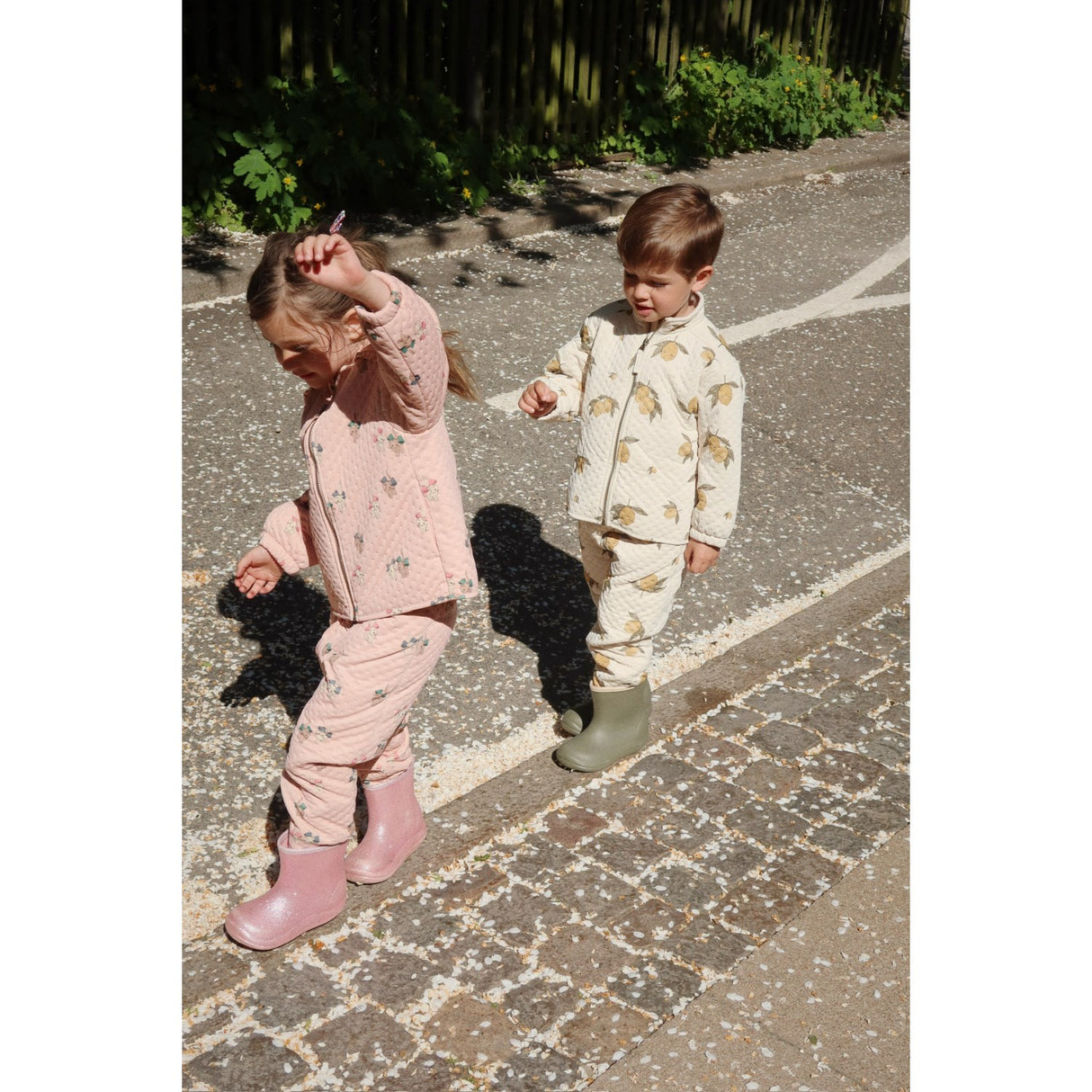 Konges Sløjd Bow Kitty Pink Thermo Frill Jacket Grs