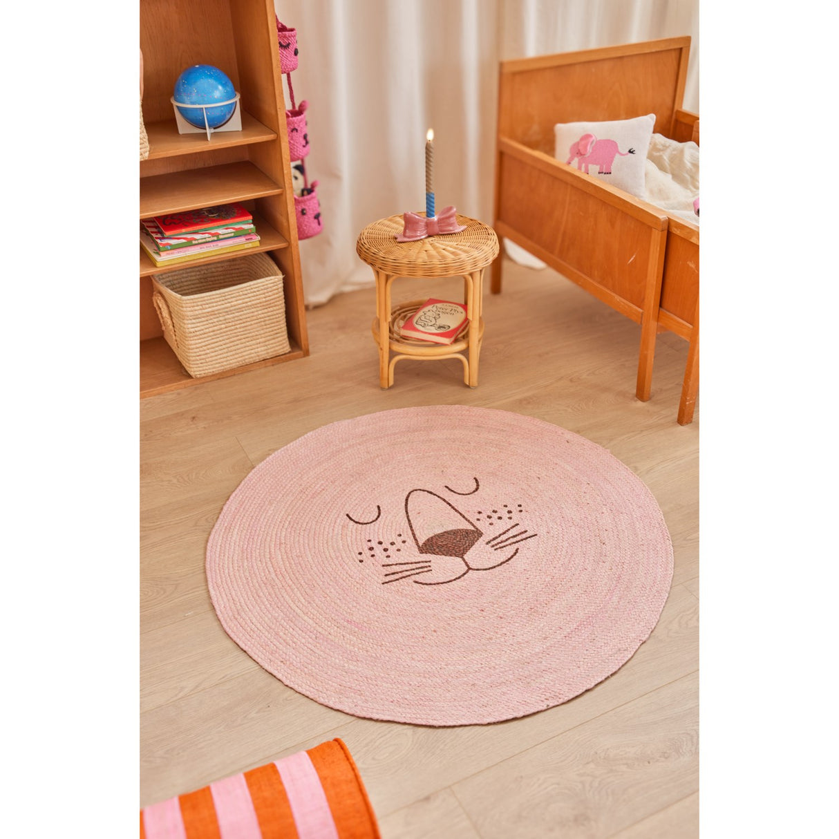 Rice Jute Floor Mate With Lion Face In Soft Pink