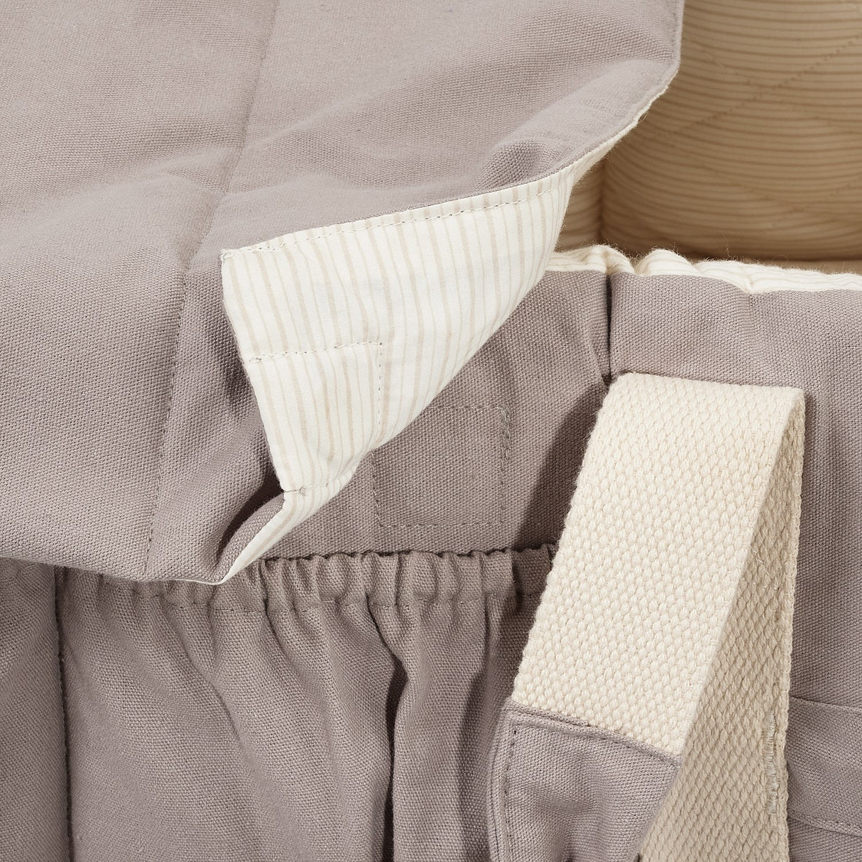 COPENHAGEN COLORS Dark Grey W. Cream Solid Stripe Organic Multifunctional Babylift Vol. 2