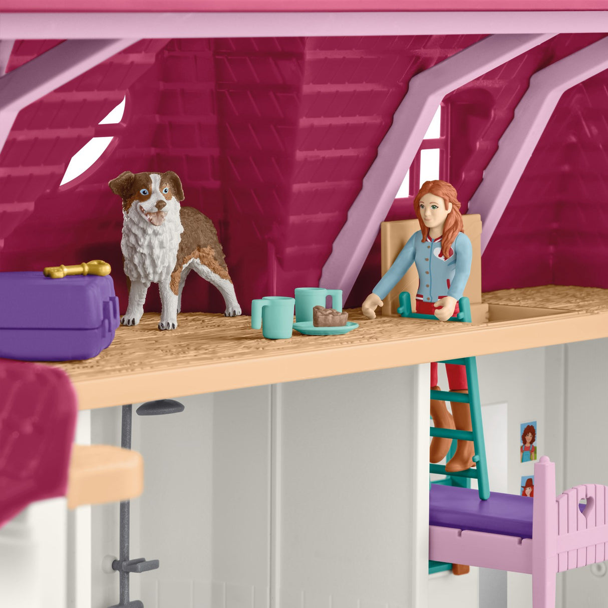 Schleich Lakeside Country House and Stable