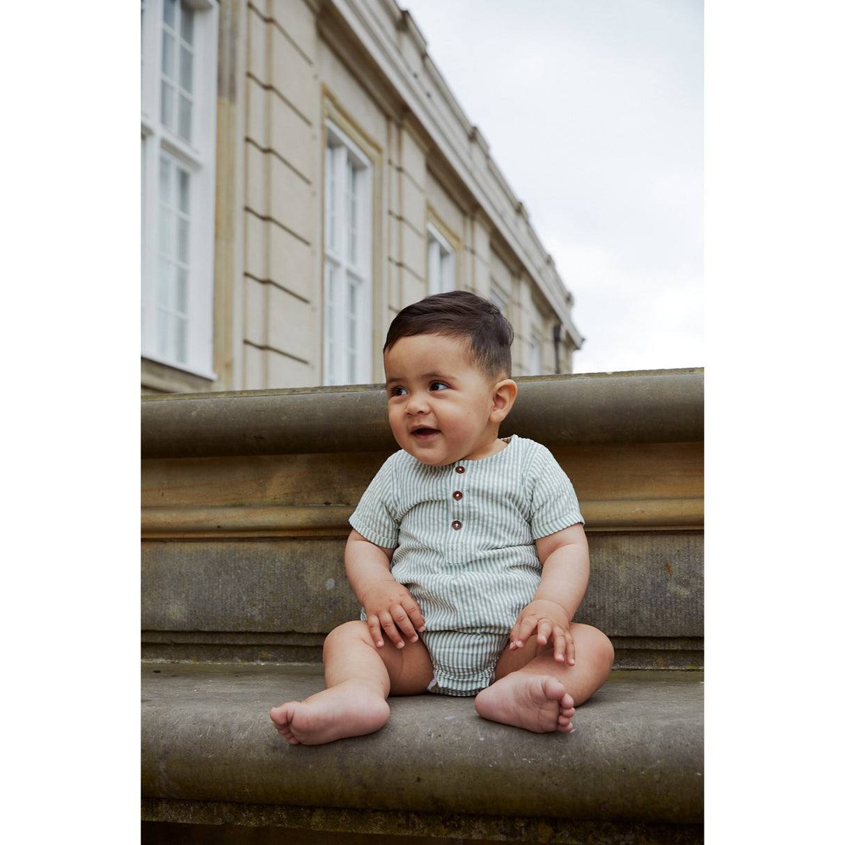COPENHAGEN COLORS Green W Cream Stripe Seersucker Romper W. Sleeves