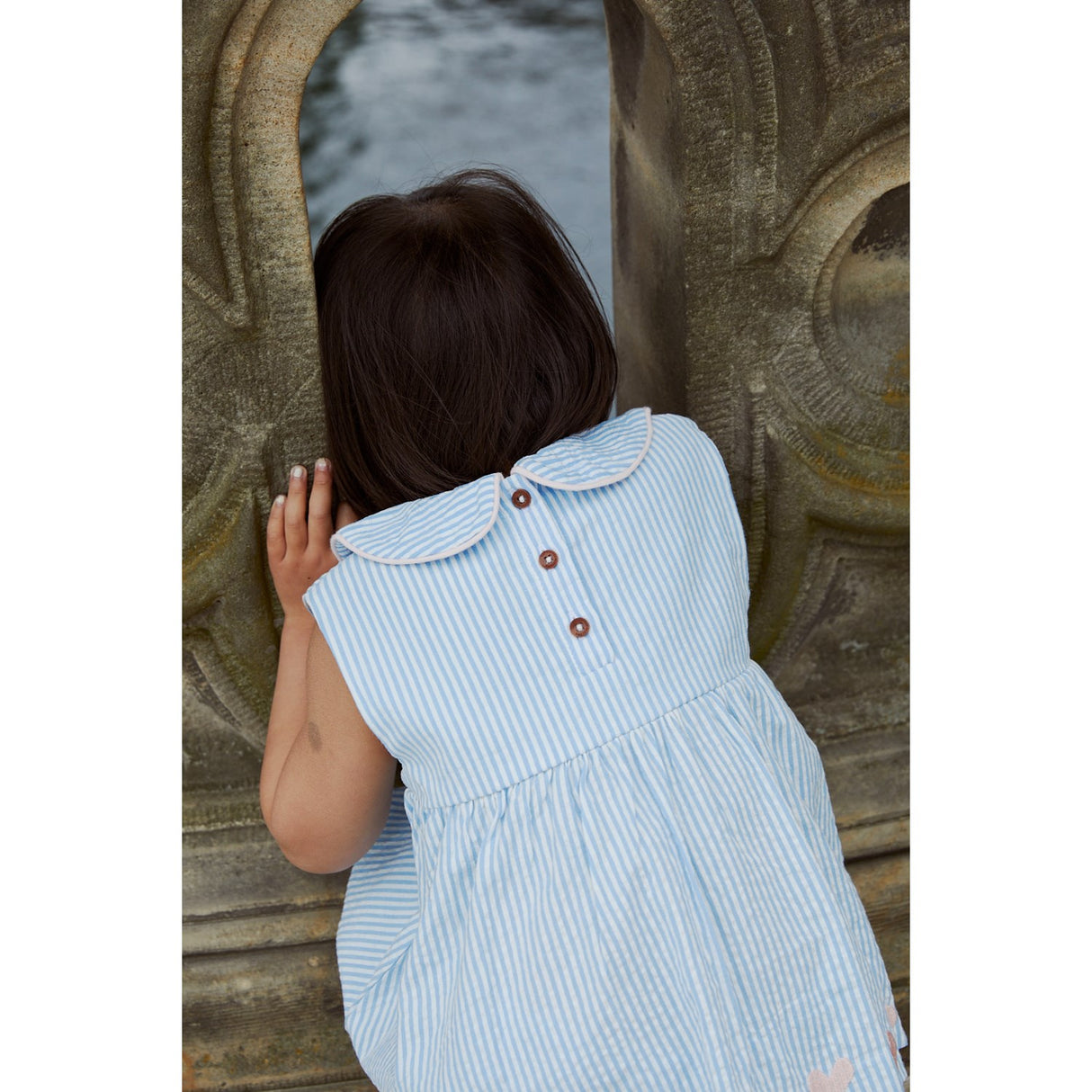 COPENHAGEN COLORS Sky Blue W Cream Stripe W. Soft Pink Seersucker Ss Blouse W. Hearts