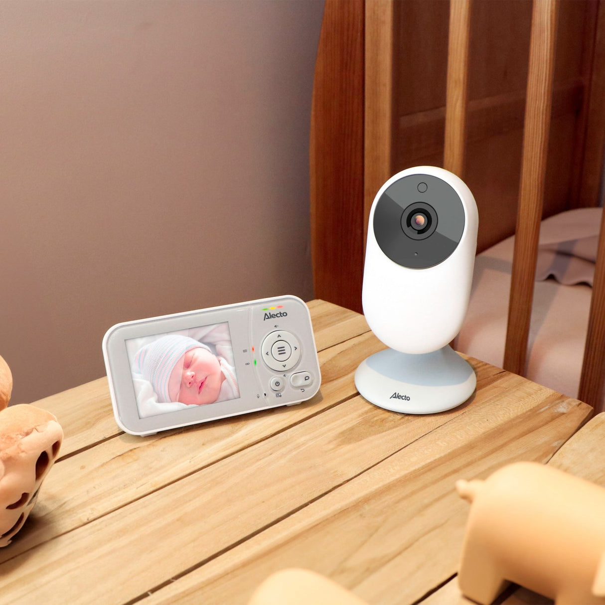 Alecto Video Baby Monitor With 2.8 Inch Color Display