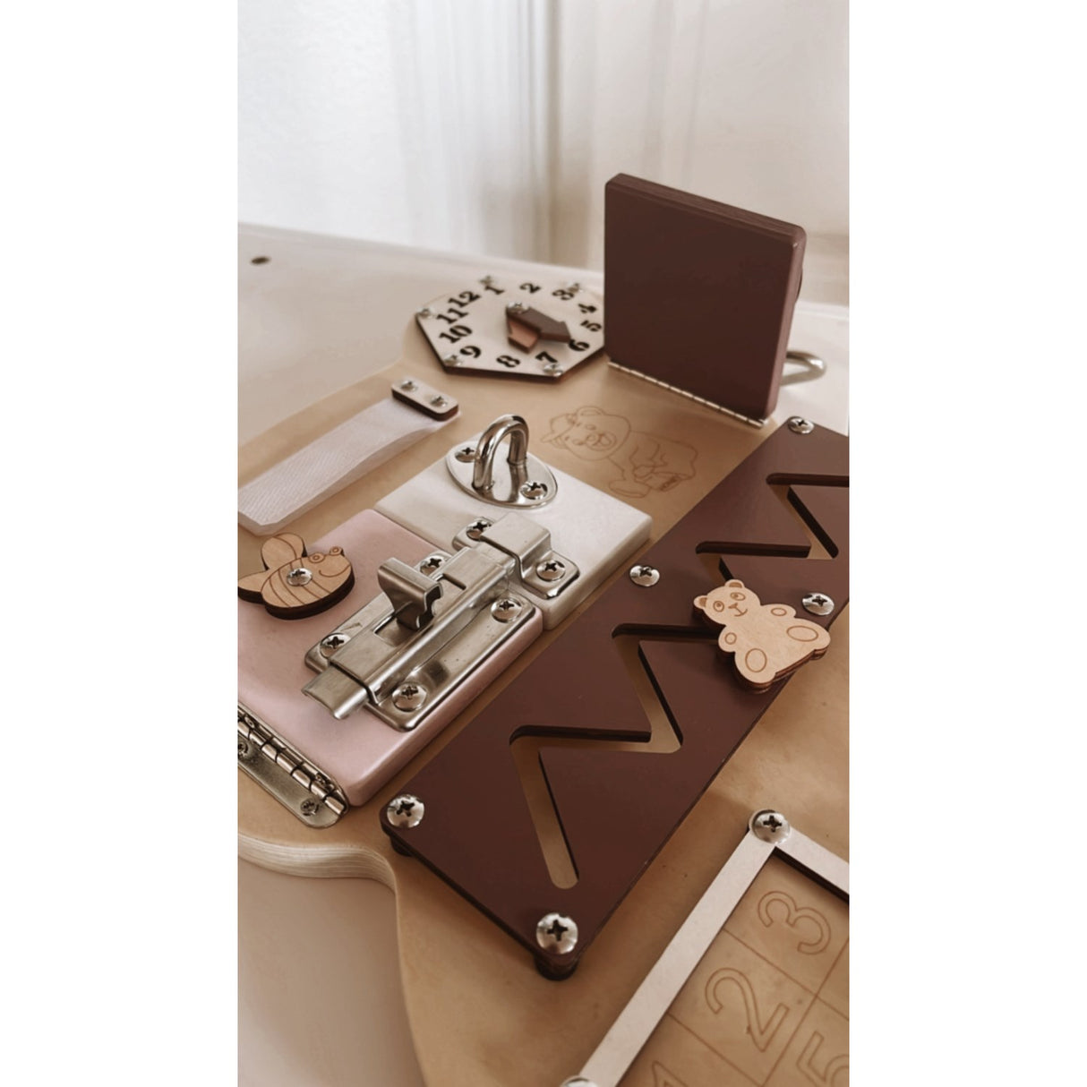 HEMMINGSEN Kids Brown Acttivity Board Bear Portable