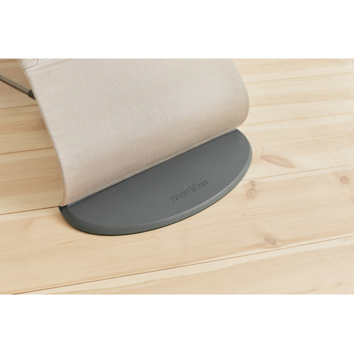 BabyBjörn Sand Grey Bouncer Bliss Classic Quilt