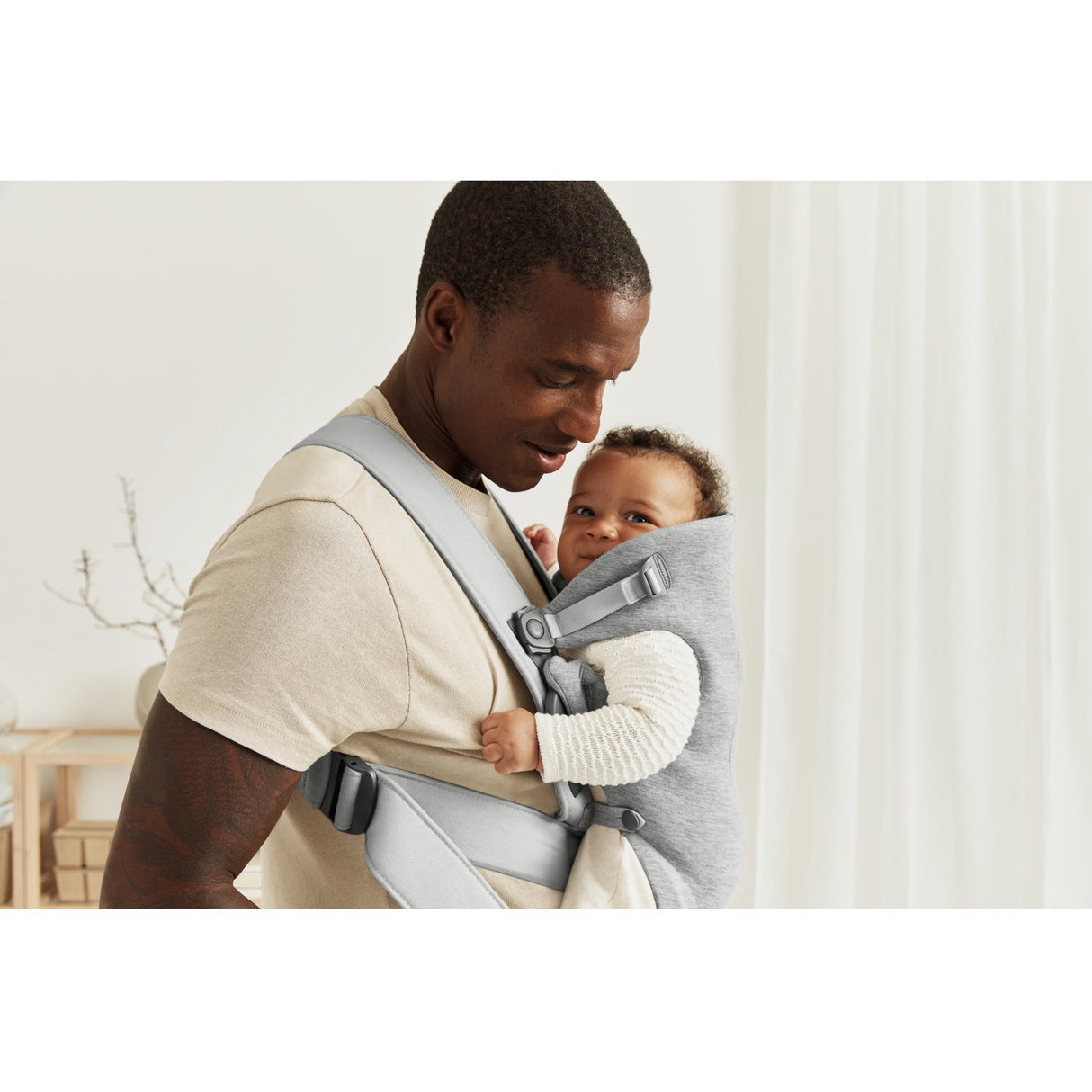 BabyBjörn Light Grey Baby Carrier Mini