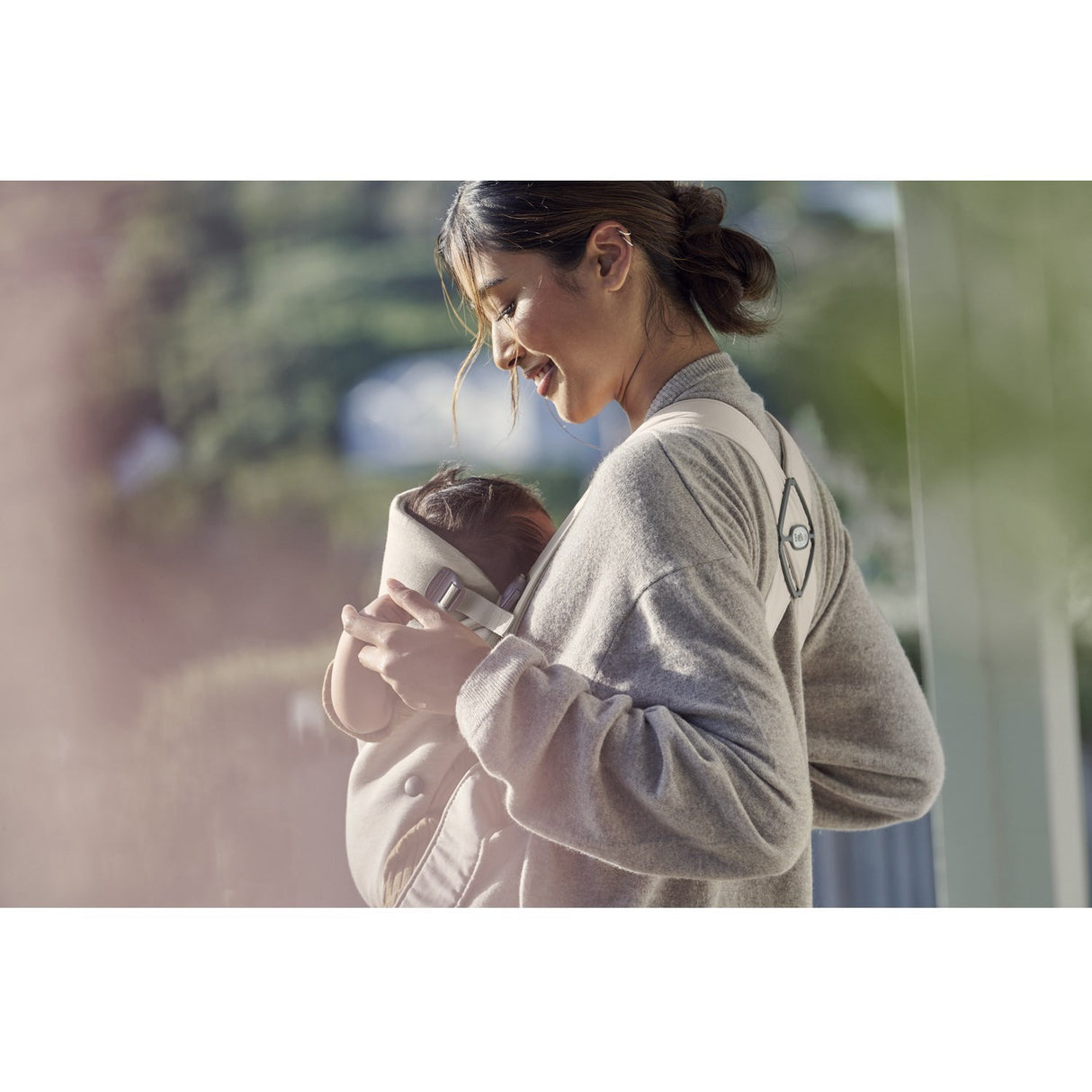 BabyBjörn Light Beige Baby Carrier Mini