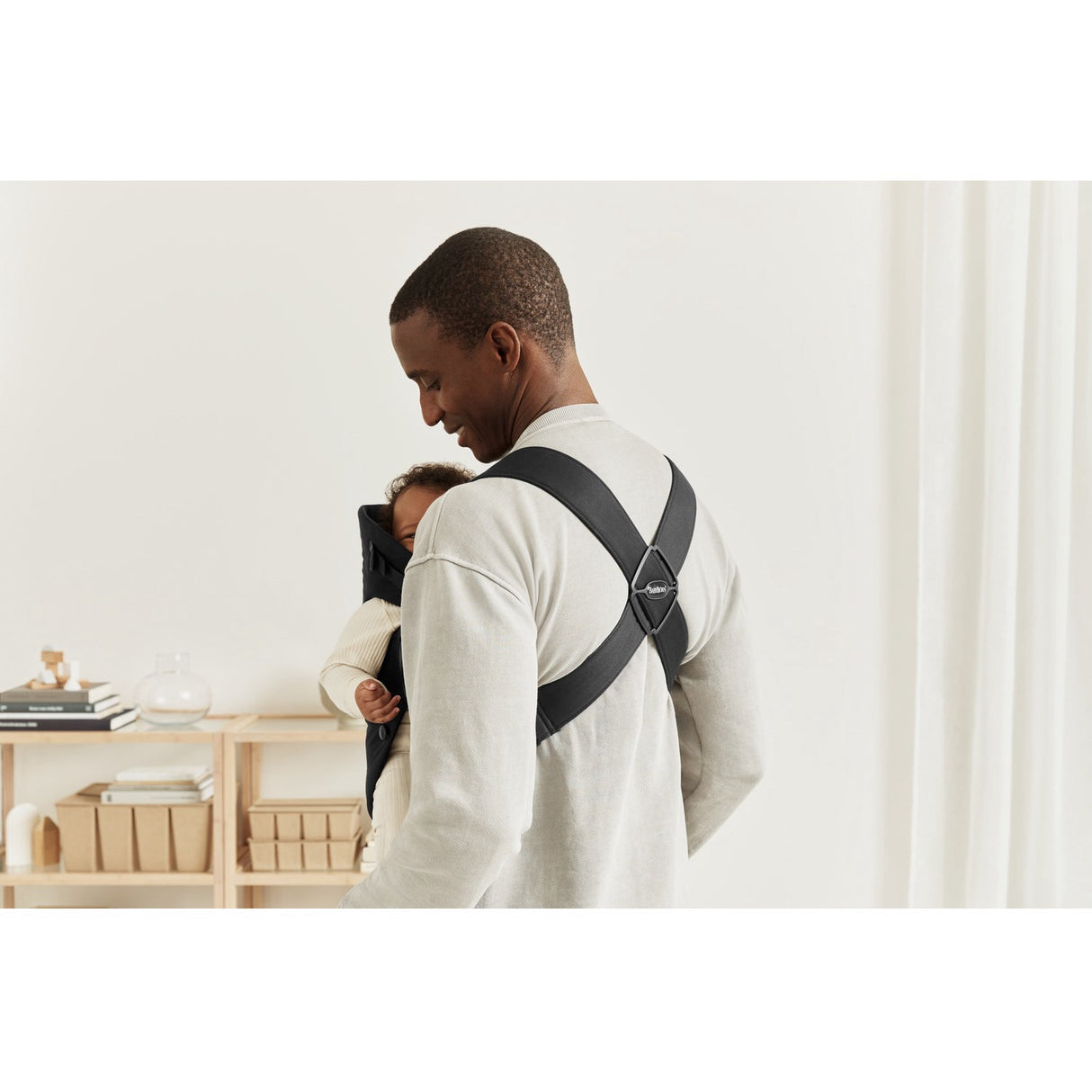 BabyBjörn Black Baby Carrier Mini