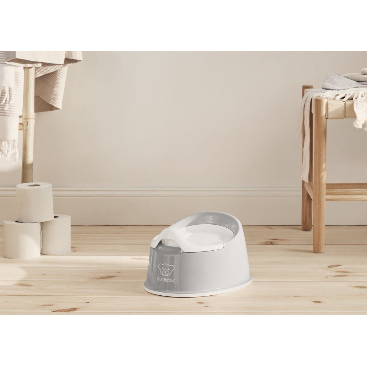 BabyBjörn Grey/White Smart Potty