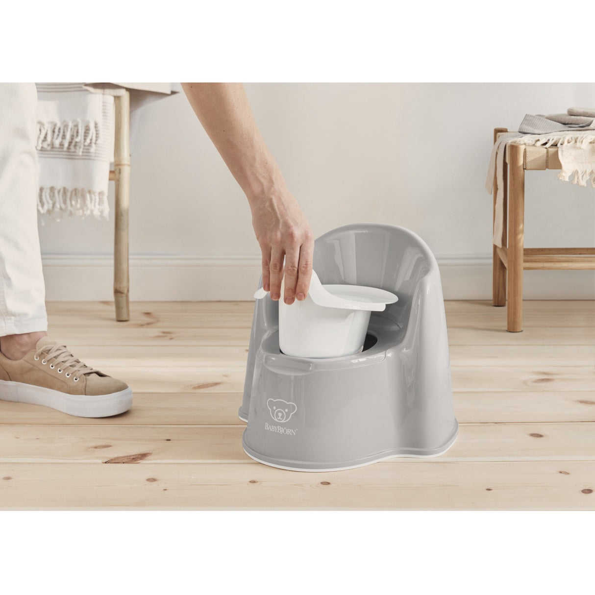 BabyBjörn Grey/White Potty