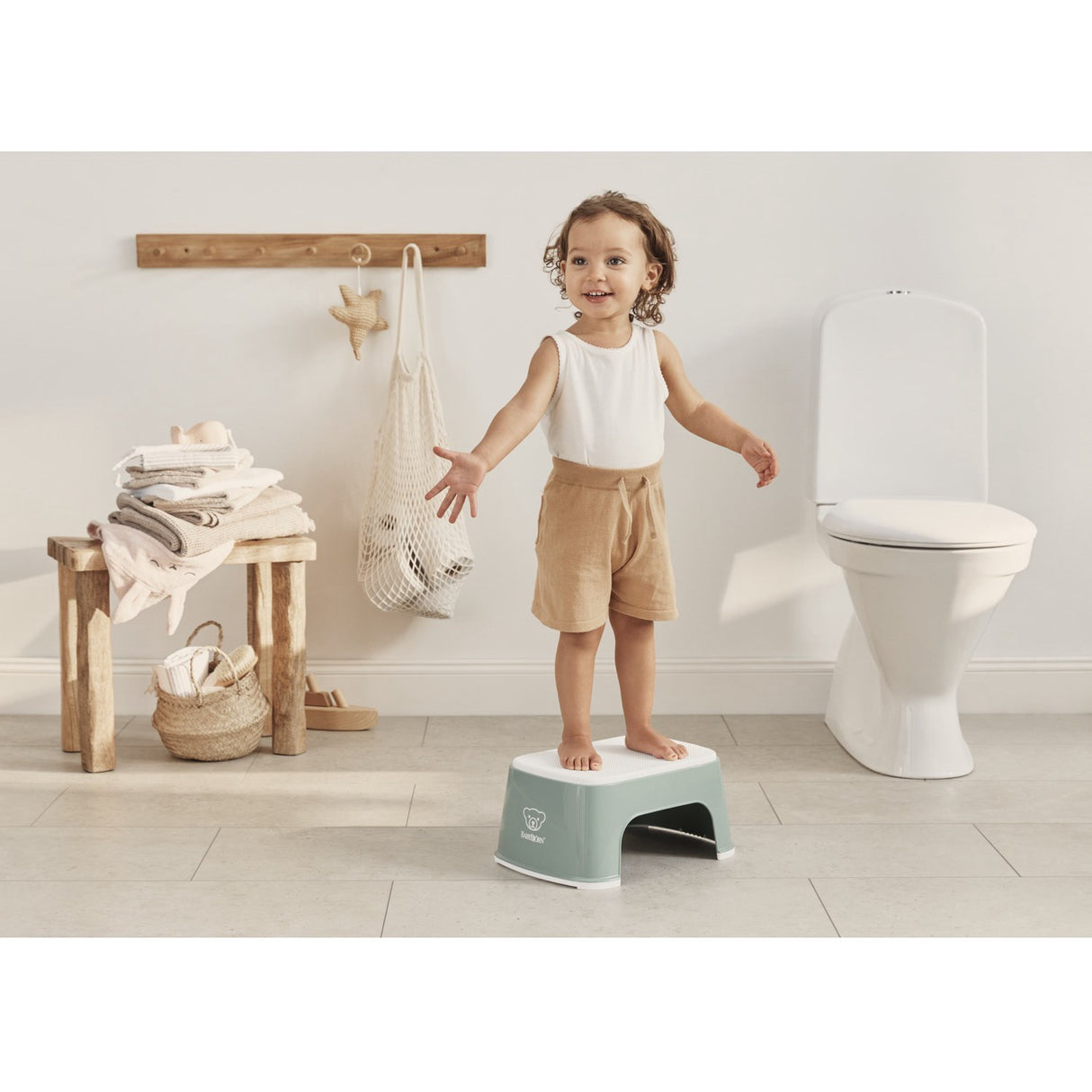 BabyBjörn Grey Green/White Step Stool