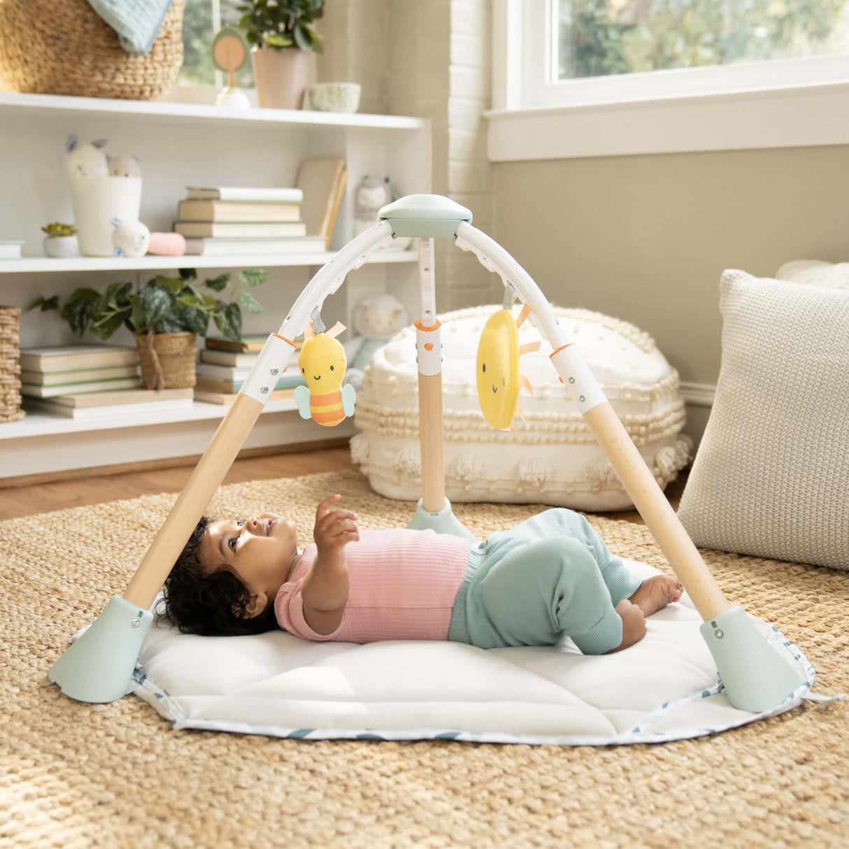Ingenuity Tummy To Toes™ 6-In-1 Milestones Center