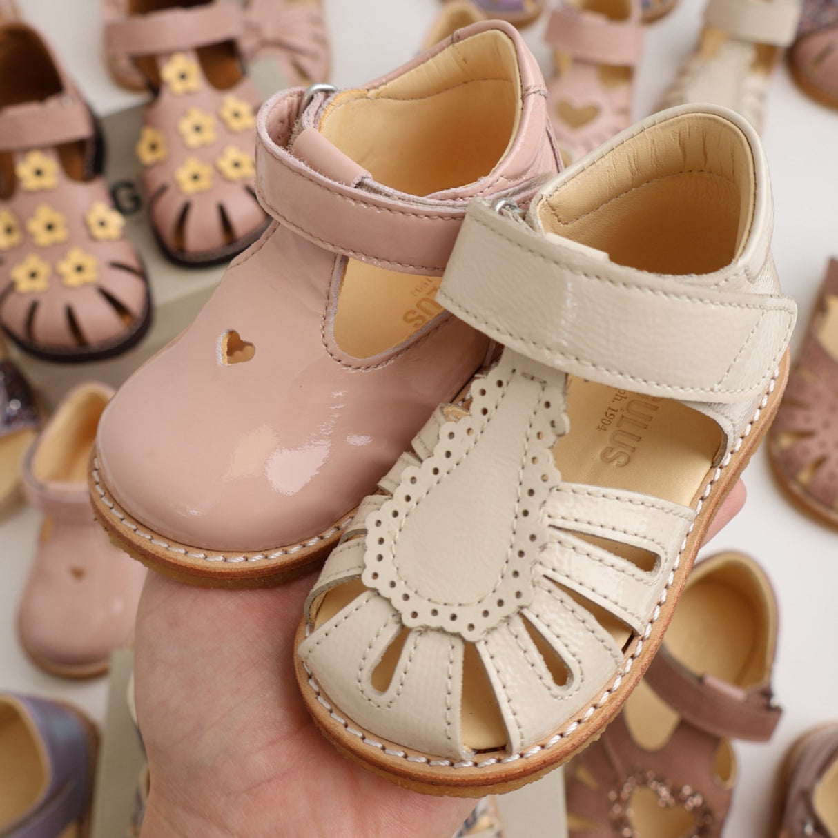 Angulus Buttermilk Beginner Sandal w Velcro Closure