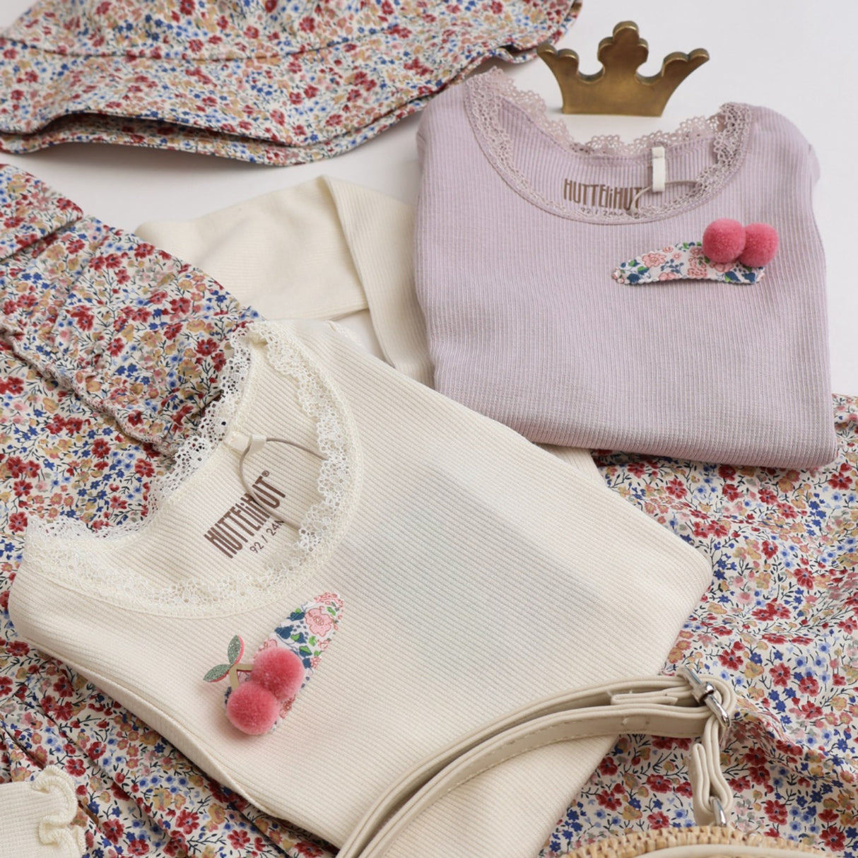 Huttelihut Antique White Blouse Rib