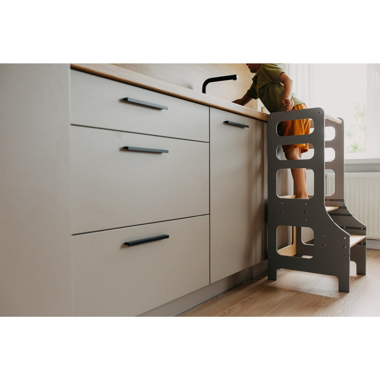 Duck Woodworks Adjustable Kitchen Tower Grey