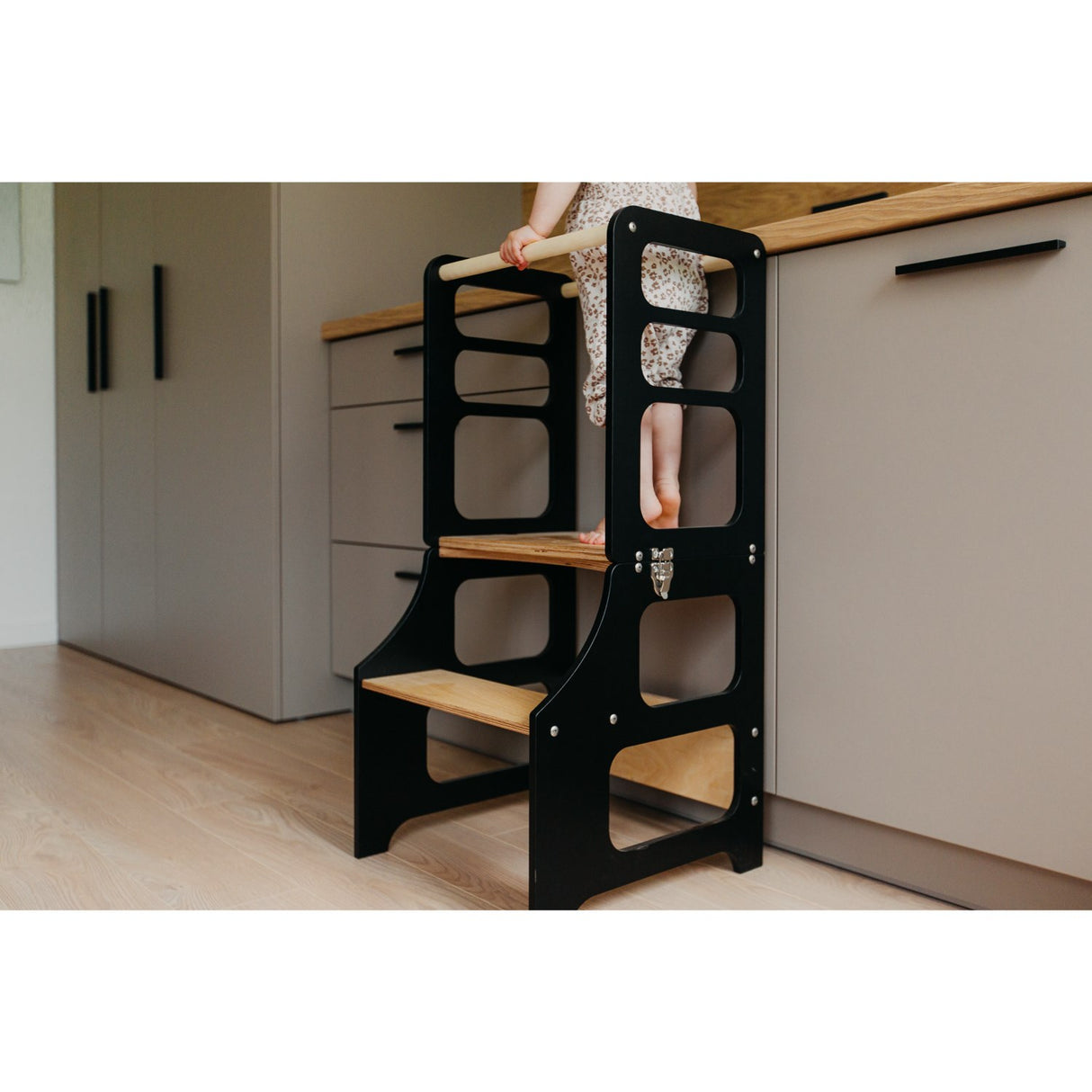 Duck Woodworks Foldable Kitchen Tower Black