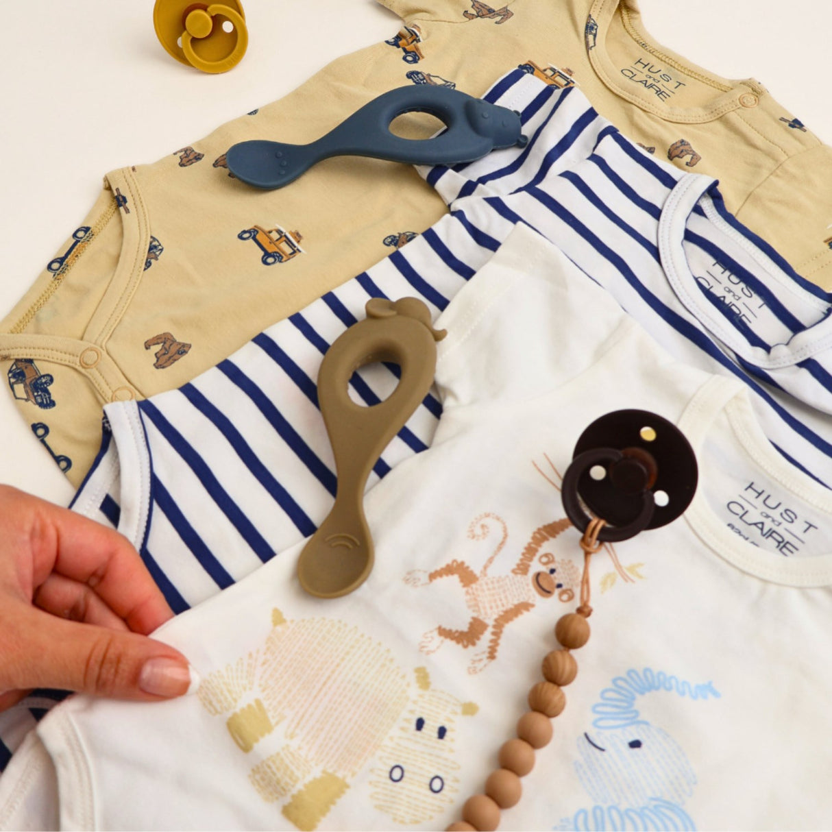 Hust & Claire Pale Khaki Bertram Body 3-pack