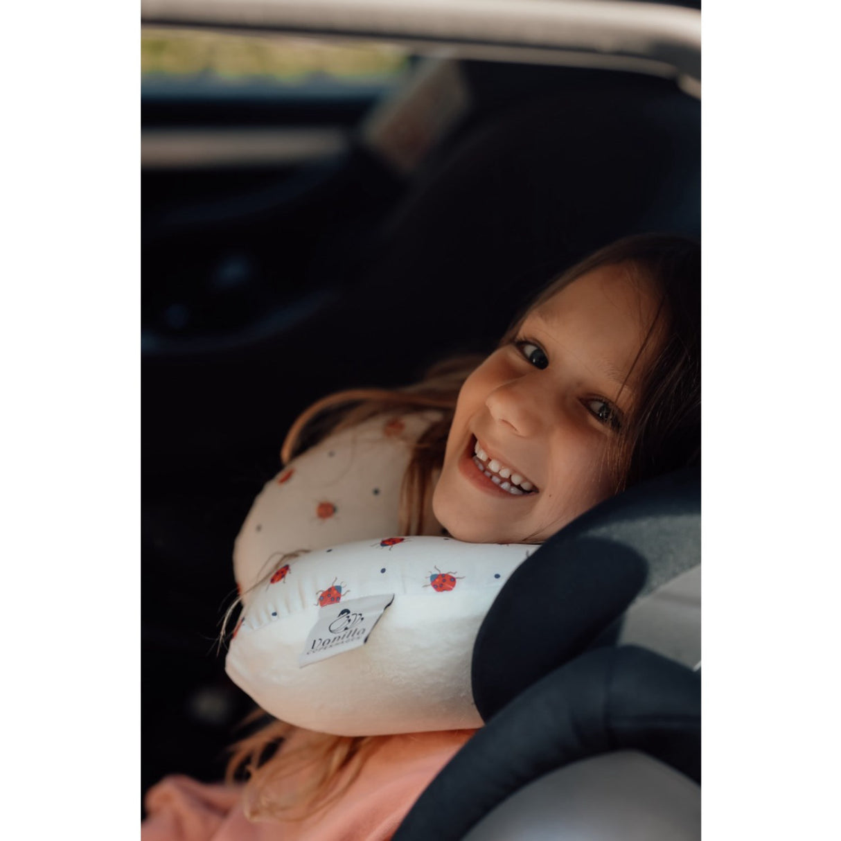 Vanilla COPENHAGEN Lady Lovebug Neck Pillow