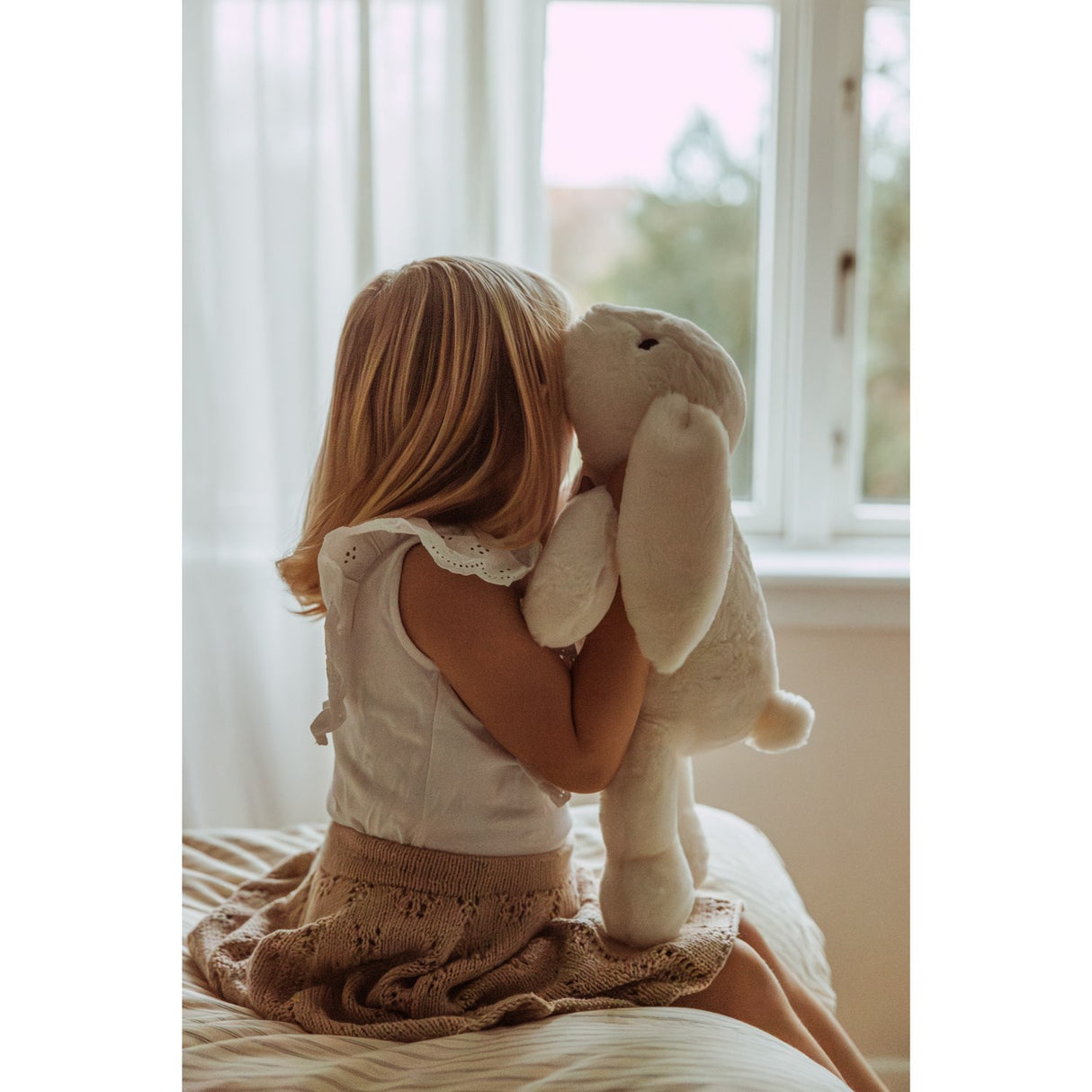 by Astrup Gravitational Animal, Rabbit, 1.2 kg.