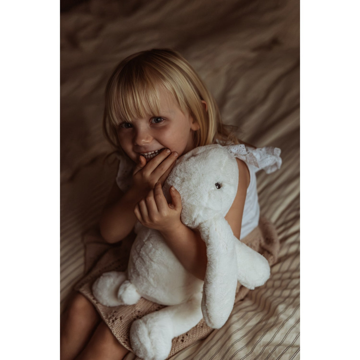 by Astrup Gravitational Animal, Rabbit, 1.2 kg.