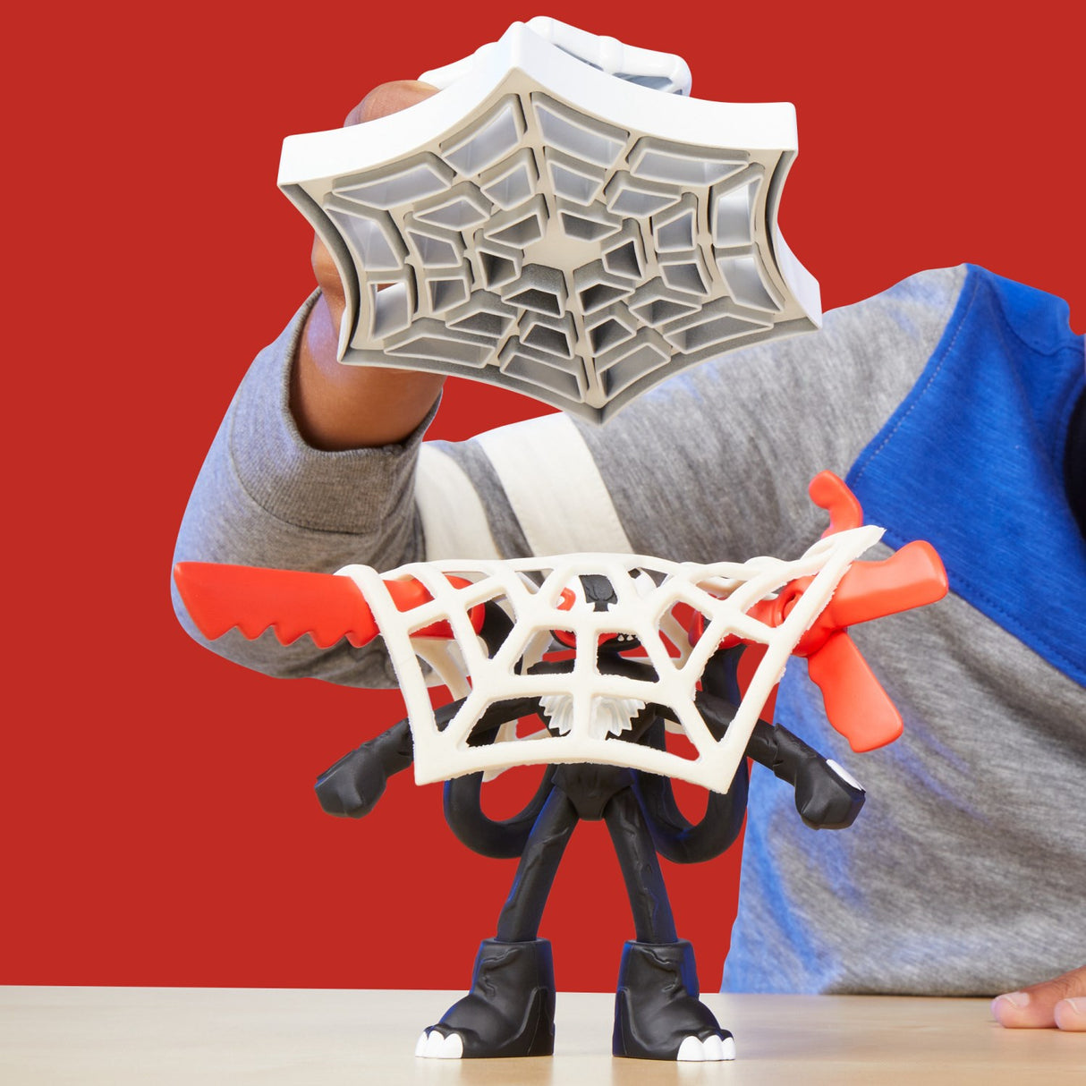 Play-Doh Spiderman Launch And Slice Battle