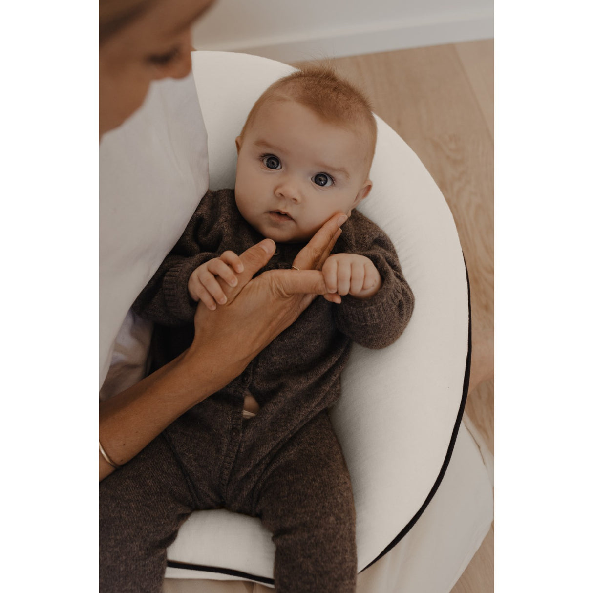 That's Mine X Élhée French Oak Collab Nursing Pillow
