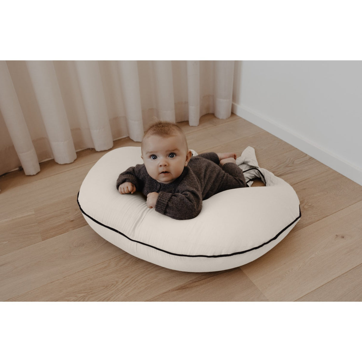 That's Mine X Élhée French Oak Collab Nursing Pillow