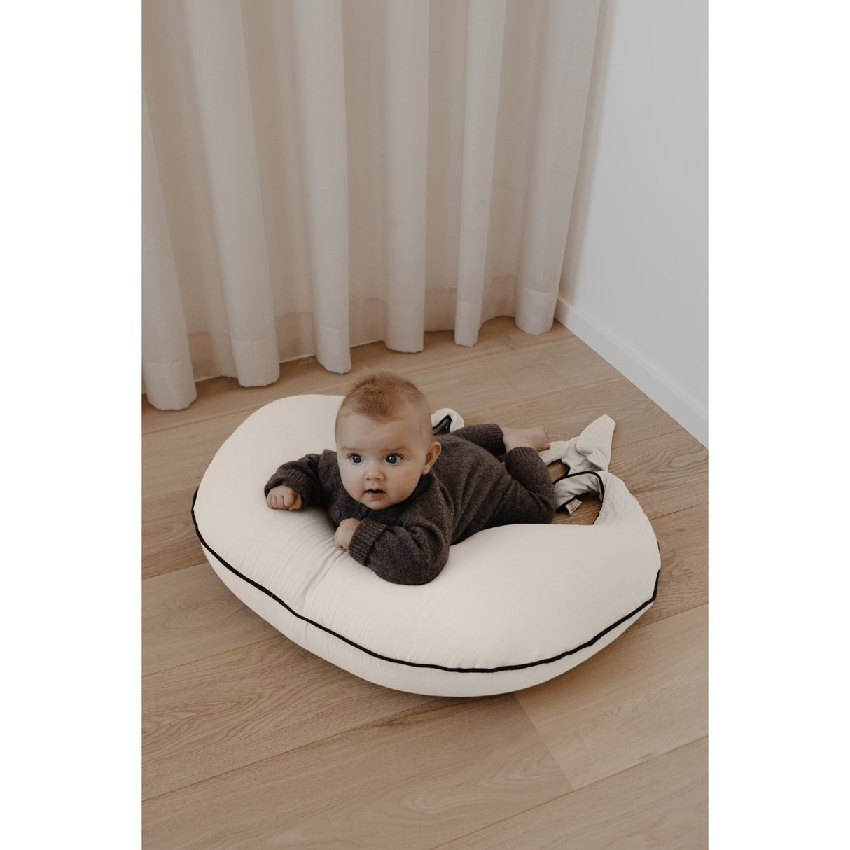 That's Mine X Élhée French Oak Collab Nursing Pillow