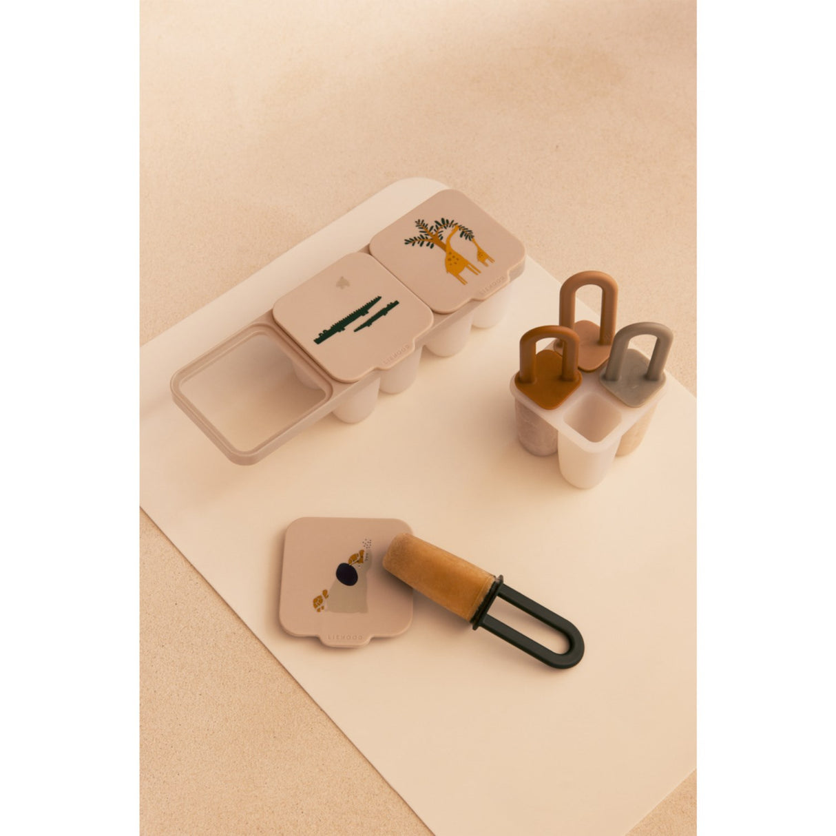 LIEWOOD All Together / Sandy Kaimen Food & Ice Pop Tray