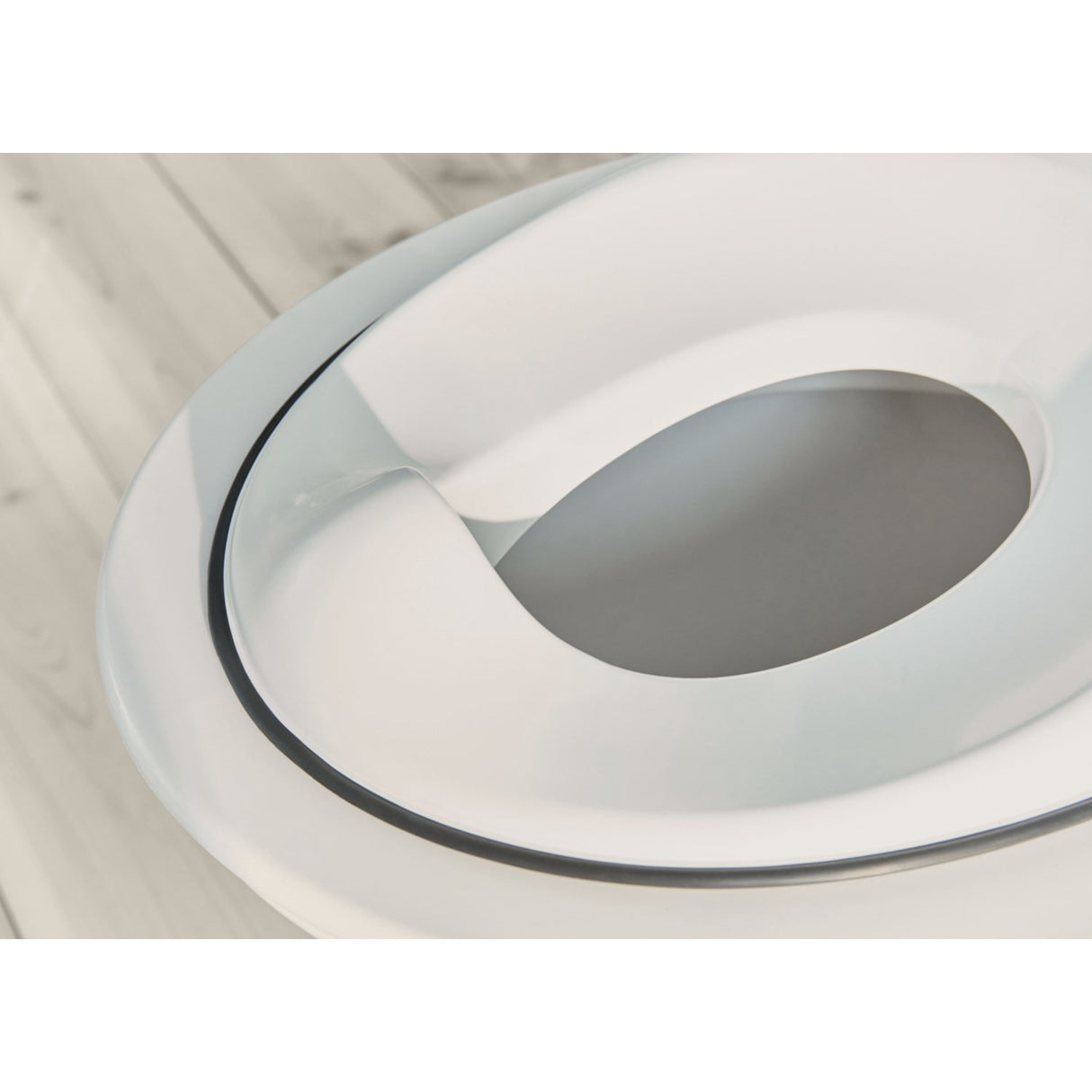 BabyBjörn White/Black Training Seat