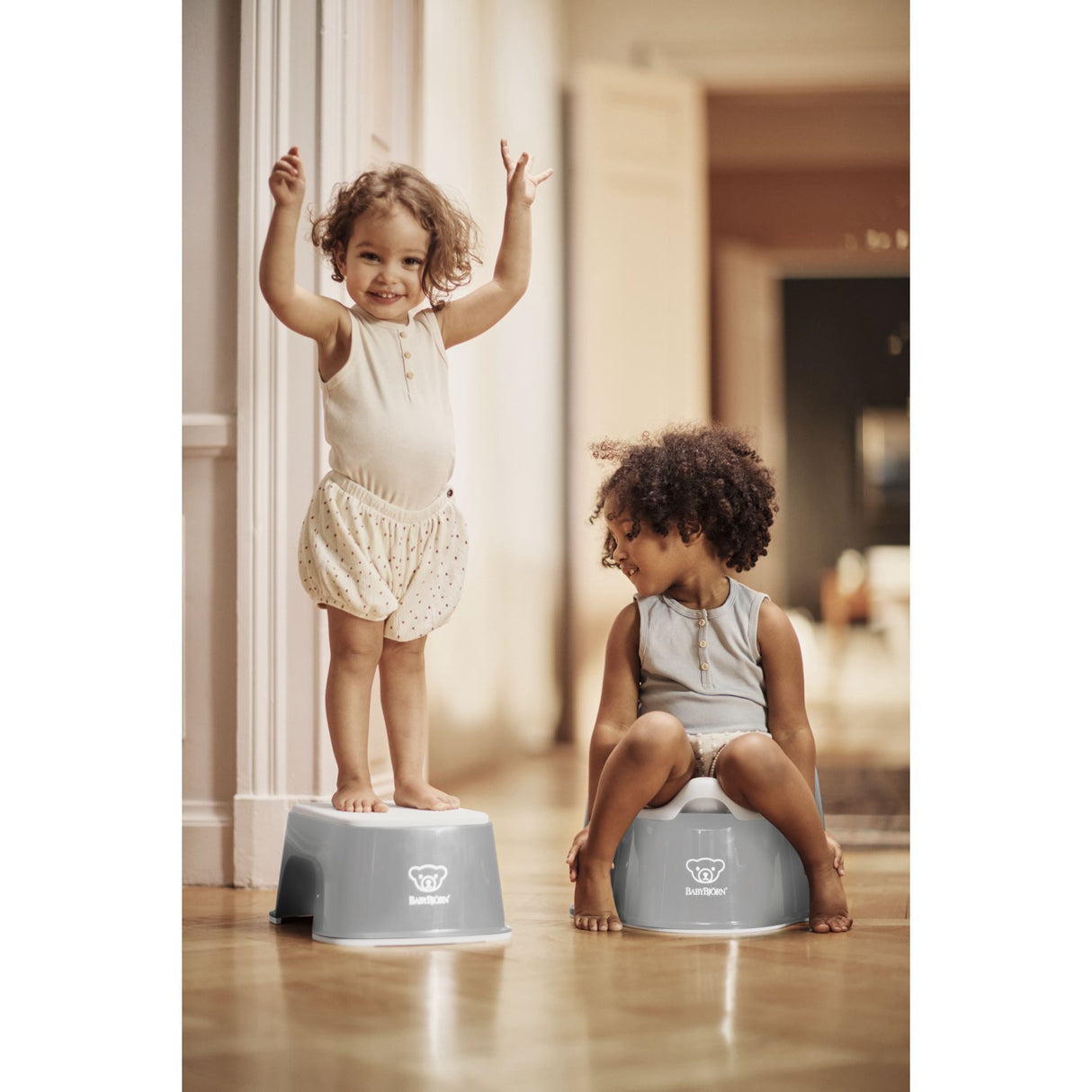 BabyBjörn Grey/White Step Stool