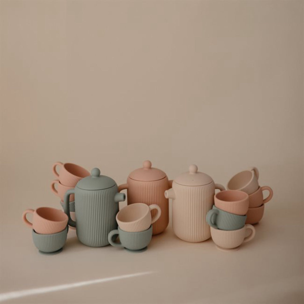 Mushie Shifting Sand Silicone Play Tea Set