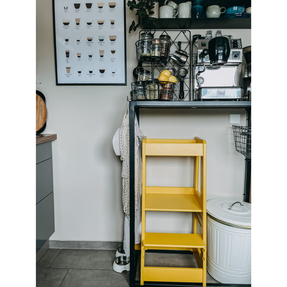 tiSsi® Sun Yellow Laquer Felix Learning Tower Solid Beech