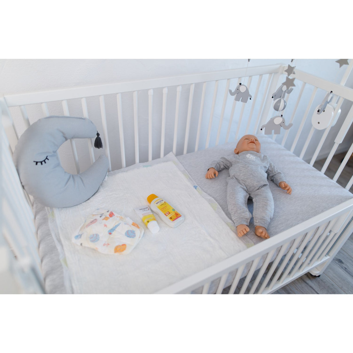 tiSsi® White Laquer Hajo Childrens Bed Solid Beech