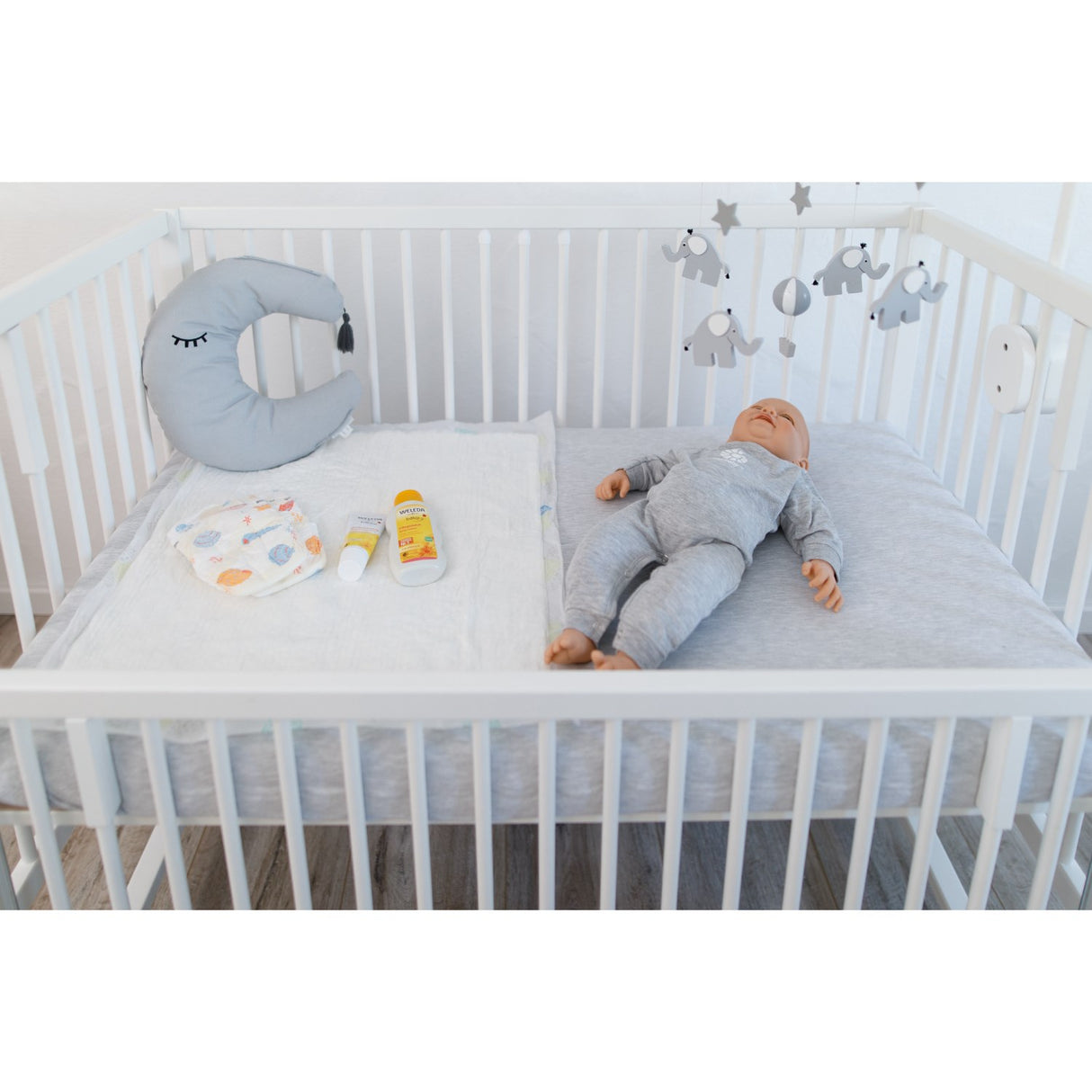 tiSsi® White Laquer Hajo Childrens Bed Solid Beech