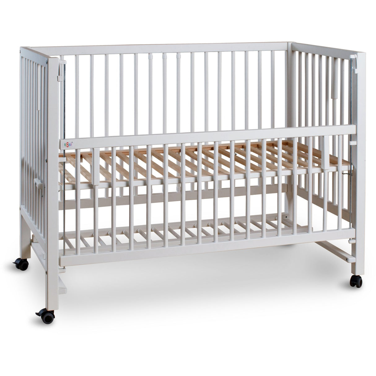 tiSsi® White Laquer Hajo Childrens Bed Solid Beech