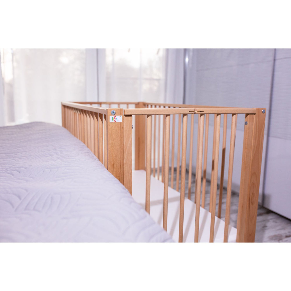 tiSsi® Nature Jori Foldable Bed Solid Beech