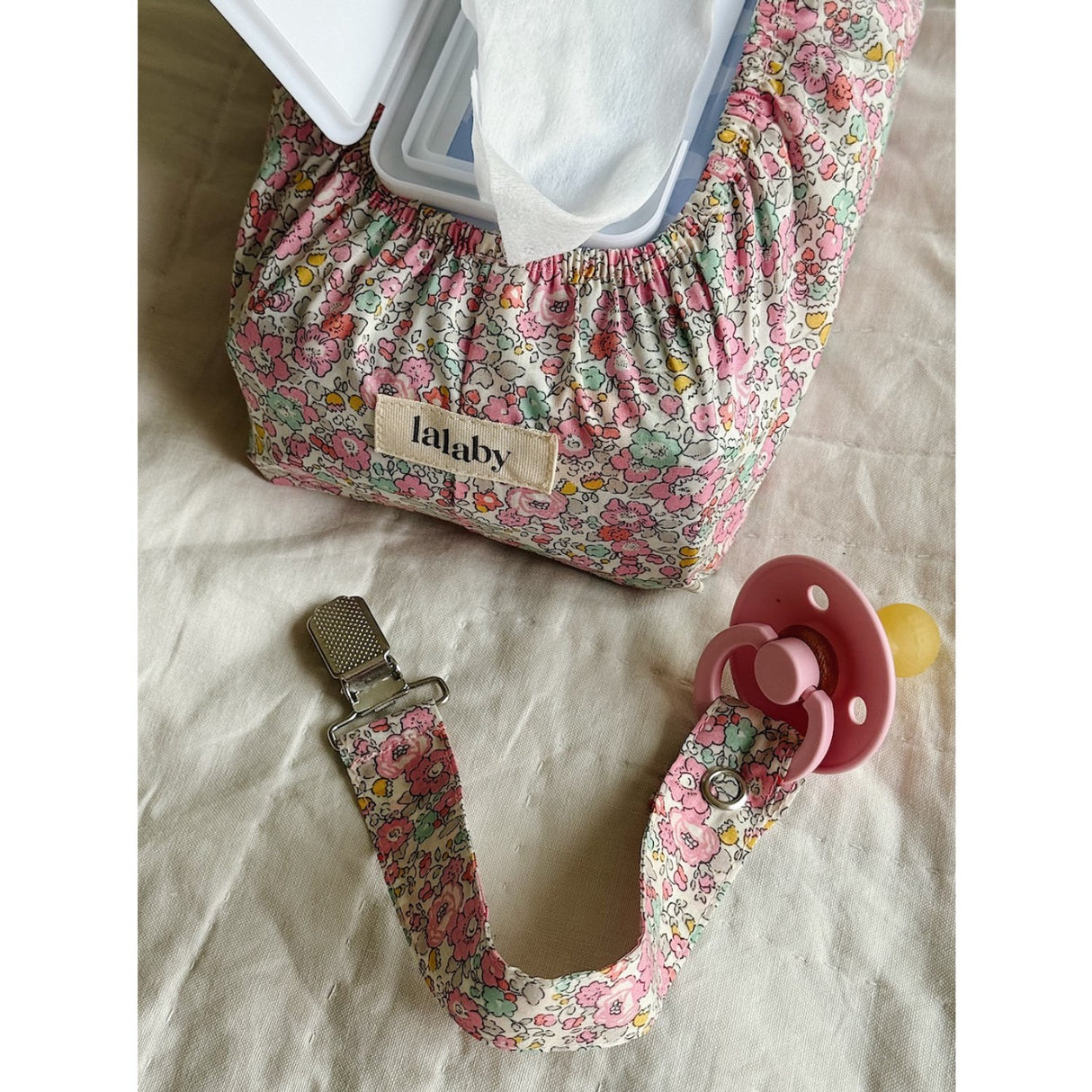 Lalaby Wet Wipe Cover Pink Betsy
