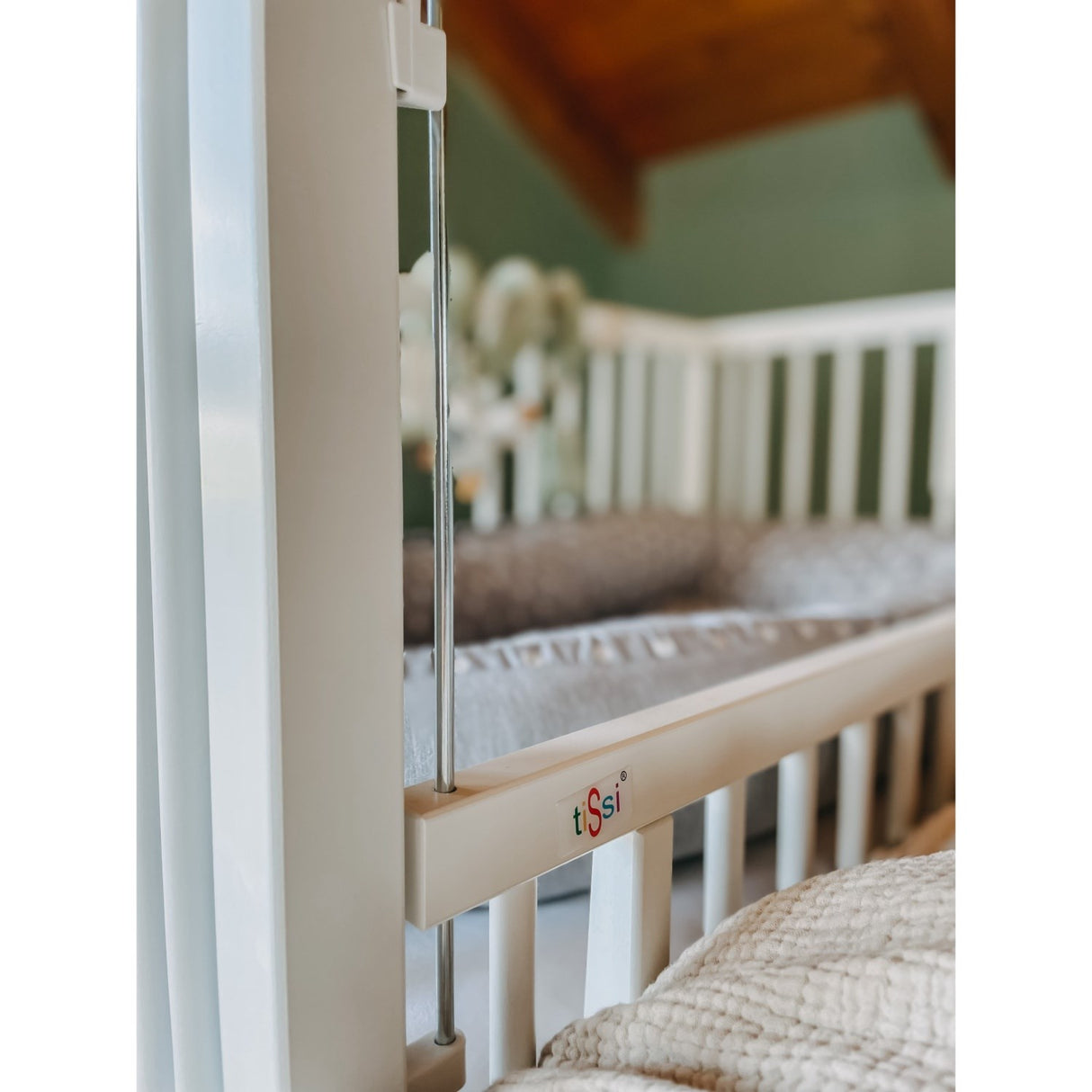 tiSsi® White Laquer Maxi Crob Solid Beech